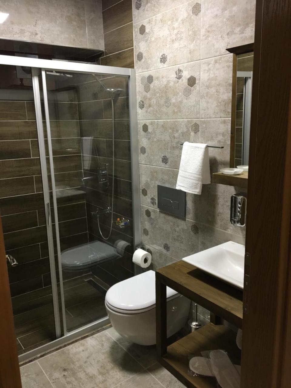 Itimat Otel Urla Esterno foto