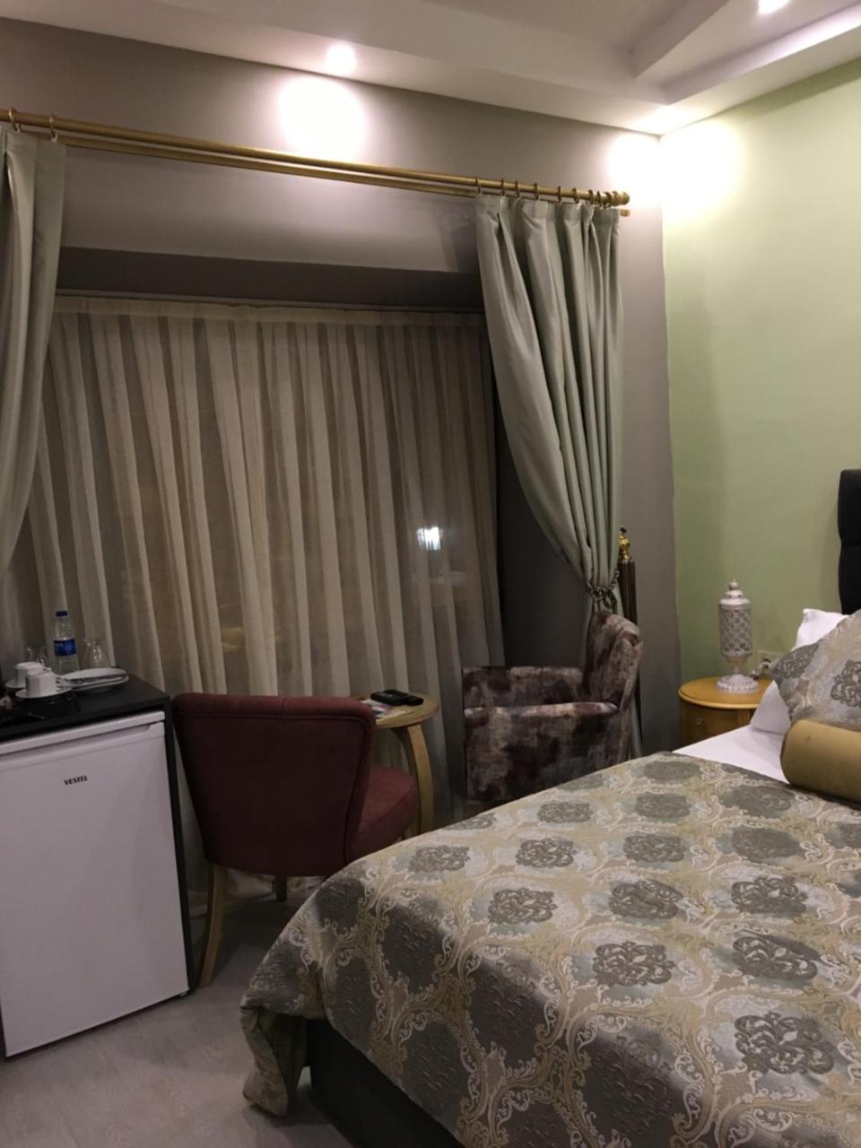 Itimat Otel Urla Esterno foto